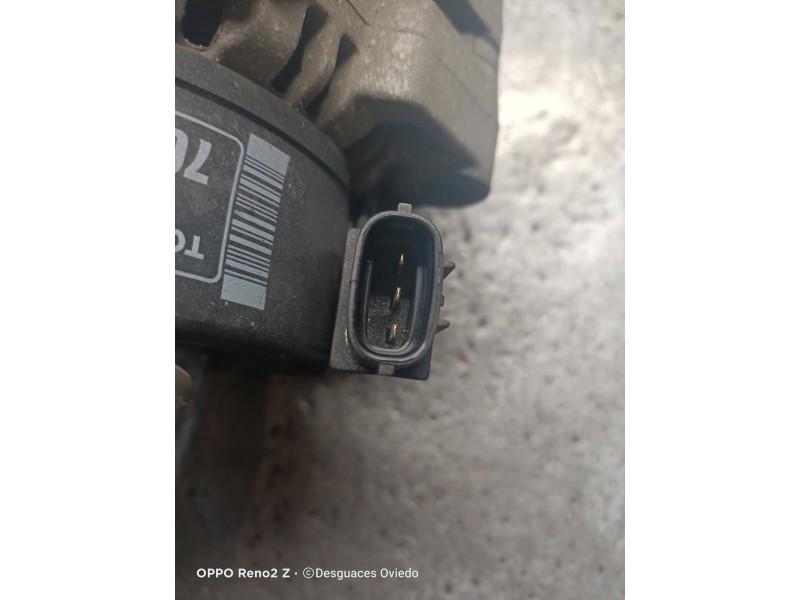 Recambio de alternador para toyota carina (t19) 2.0 berlina referencia OEM IAM 2706003040 0123325003 