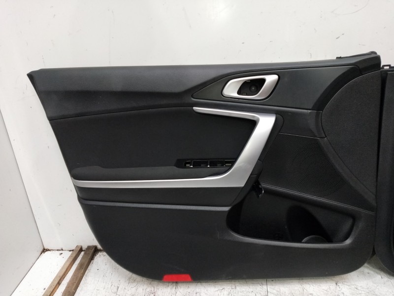 Recambio de juego tapizados / cartoneras para kia ceed business referencia OEM IAM   