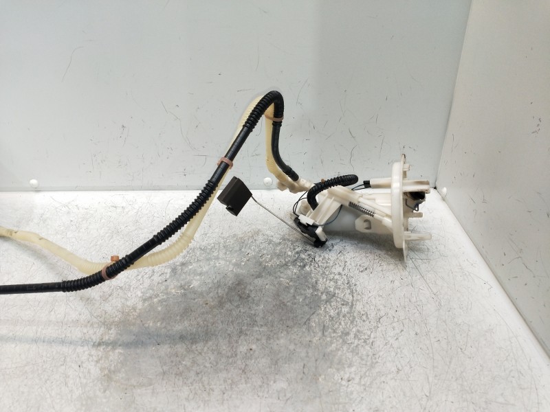 Recambio de bomba combustible para mercedes clase c (w204) lim. c 250 cgi blueefficiency (204.047) referencia OEM IAM A212470139