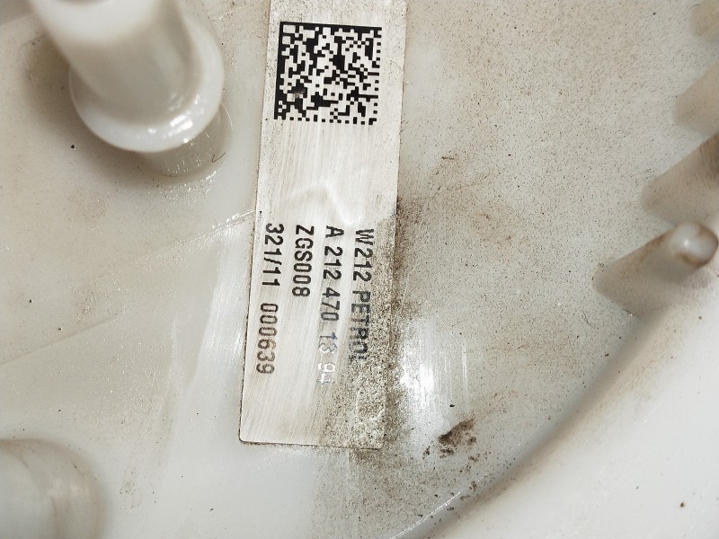 Recambio de bomba combustible para mercedes clase c (w204) lim. c 250 cgi blueefficiency (204.047) referencia OEM IAM A212470139