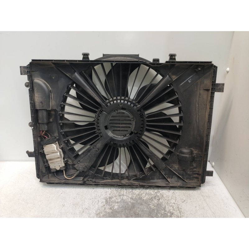 Recambio de electroventilador para mercedes clase c (w204) lim. c 250 cgi blueefficiency (204.047) referencia OEM IAM 3135103789