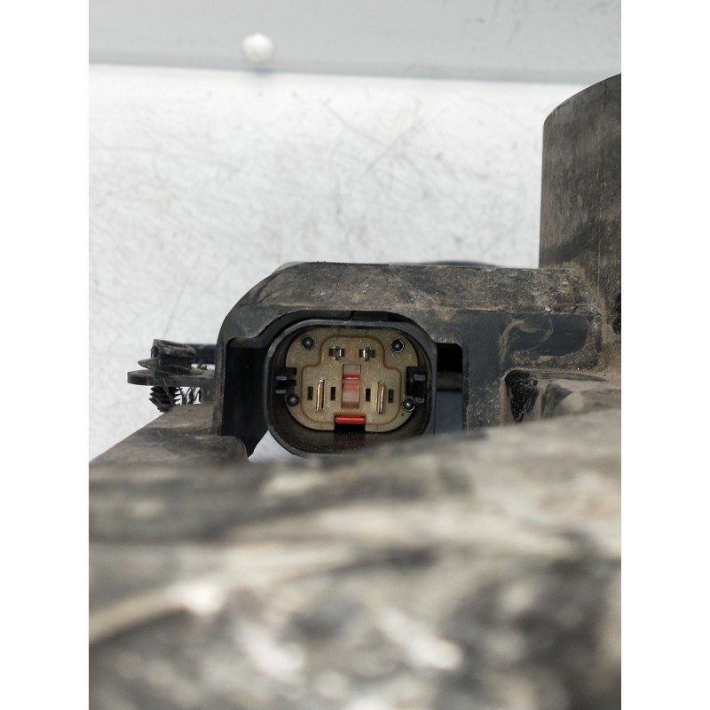 Recambio de electroventilador para mercedes clase c (w204) lim. c 250 cgi blueefficiency (204.047) referencia OEM IAM 3135103789