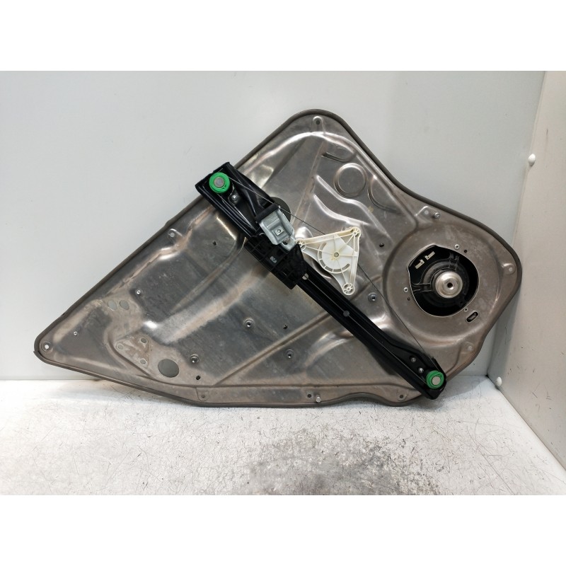Recambio de elevalunas trasero derecho para mercedes clase c (w204) lim. c 250 cgi blueefficiency (204.047) referencia OEM IAM A