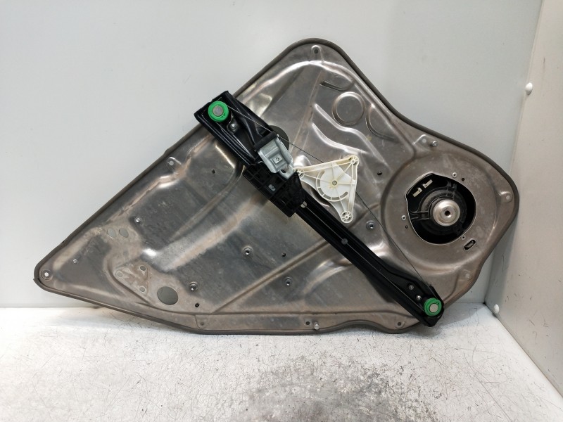 Recambio de elevalunas trasero derecho para mercedes clase c (w204) lim. c 250 cgi blueefficiency (204.047) referencia OEM IAM A