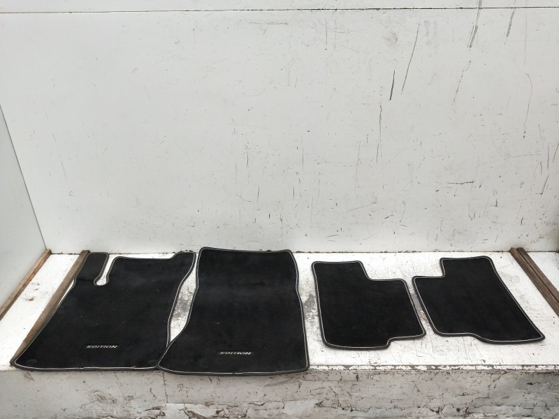 Recambio de juego tapizados / cartoneras para mercedes clase a (bm 177) a 200 d (177.012) referencia OEM IAM ALFOMBRILLAS  