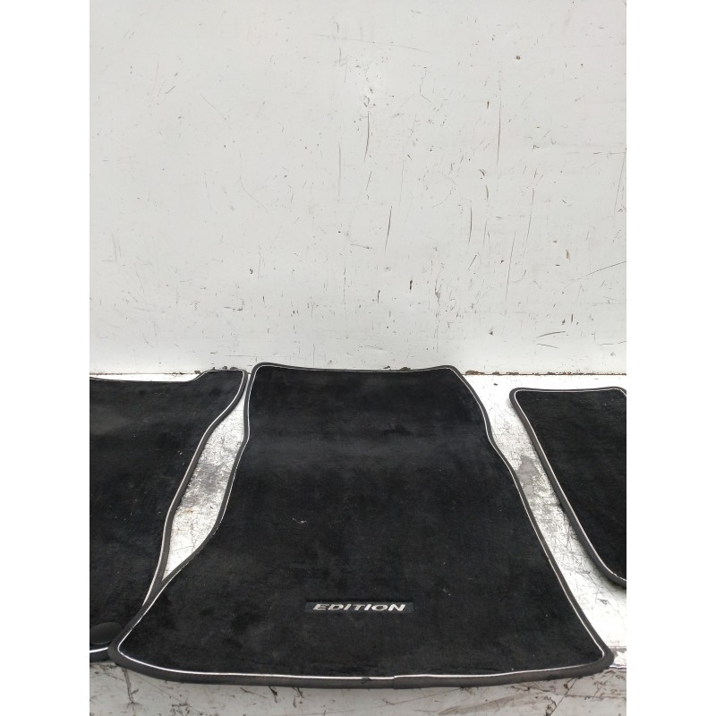 Recambio de juego tapizados / cartoneras para mercedes clase a (bm 177) a 200 d (177.012) referencia OEM IAM ALFOMBRILLAS  