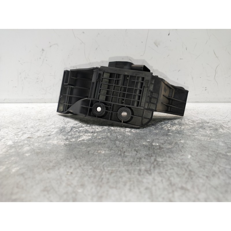 Recambio de potenciometro pedal para mercedes clase c (w204) lim. c 250 cgi blueefficiency (204.047) referencia OEM IAM A2043000