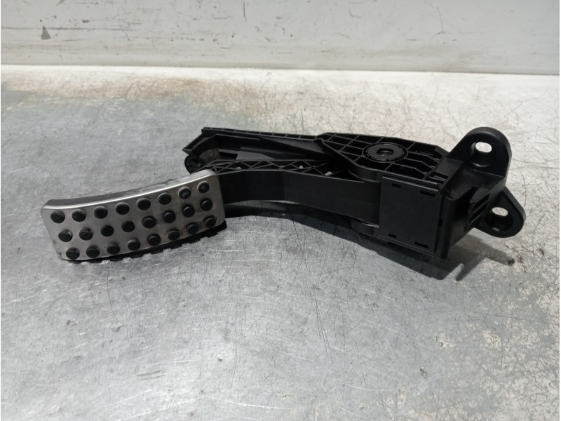 Recambio de potenciometro pedal para mercedes clase m (w164) ml 300 cdi be 4-matic (164.121) referencia OEM IAM A1643000104  