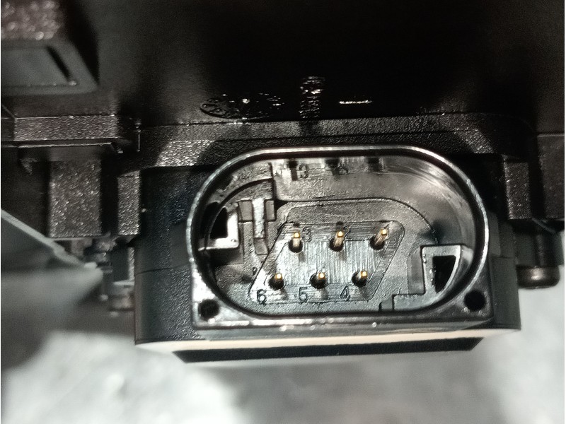 Recambio de potenciometro pedal para mercedes clase m (w164) ml 300 cdi be 4-matic (164.121) referencia OEM IAM A1643000104  