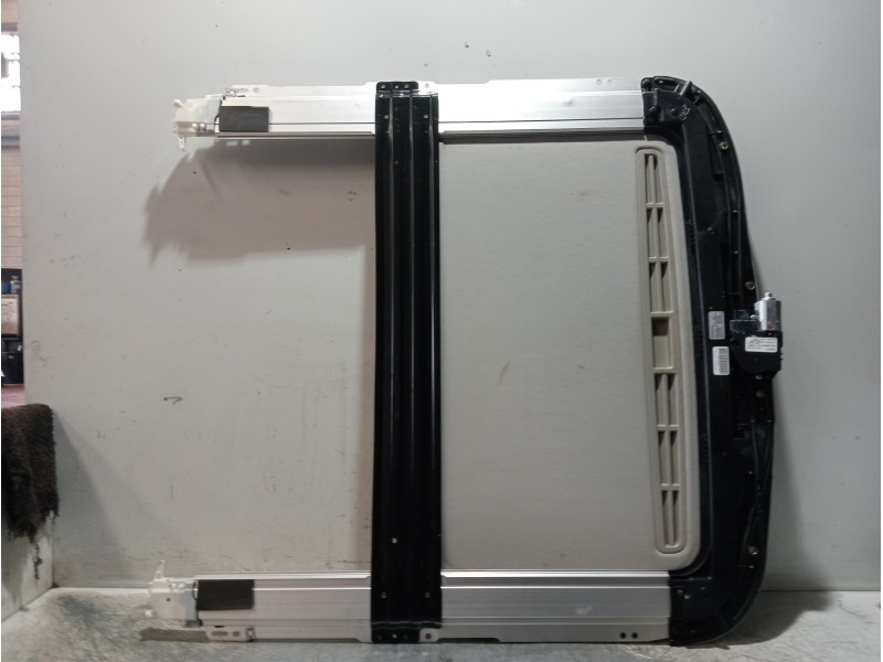 Recambio de techo electrico para mercedes clase m (w164) ml 300 cdi be 4-matic (164.121) referencia OEM IAM A1647800729  A164820