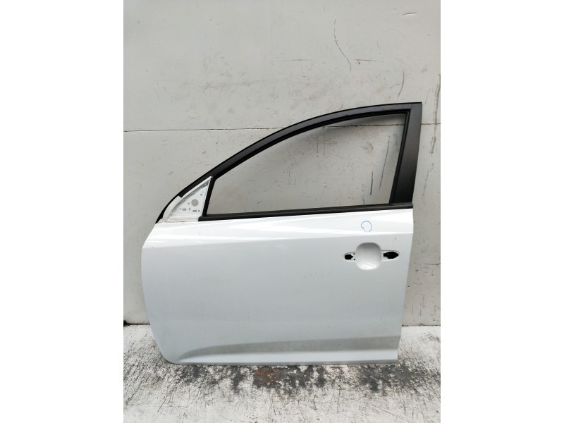 Recambio de puerta delantera izquierda para kia cee´d sporty wagon concept referencia OEM IAM   5P
