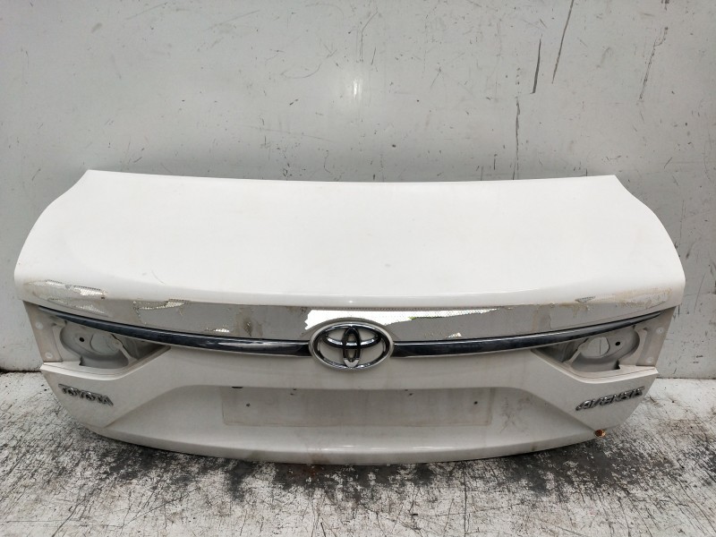 Recambio de tapa maletero para toyota avensis advance referencia OEM IAM   