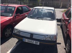 peugeot 205 berlina del año 1992
