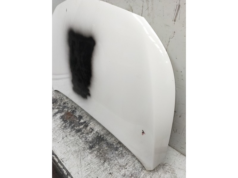 Recambio de capot para toyota avensis advance referencia OEM IAM   