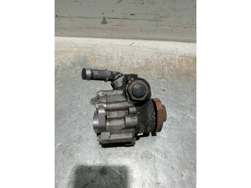 Recambio de bomba direccion para seat ibiza (6k1) stella referencia OEM IAM   