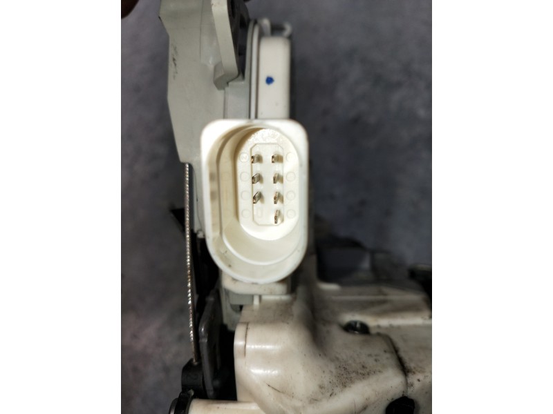 Recambio de motor cierre centralizado delantero izquierdo para audi a4 ber. (b8) s line sportpaket / plus referencia OEM IAM 8J1