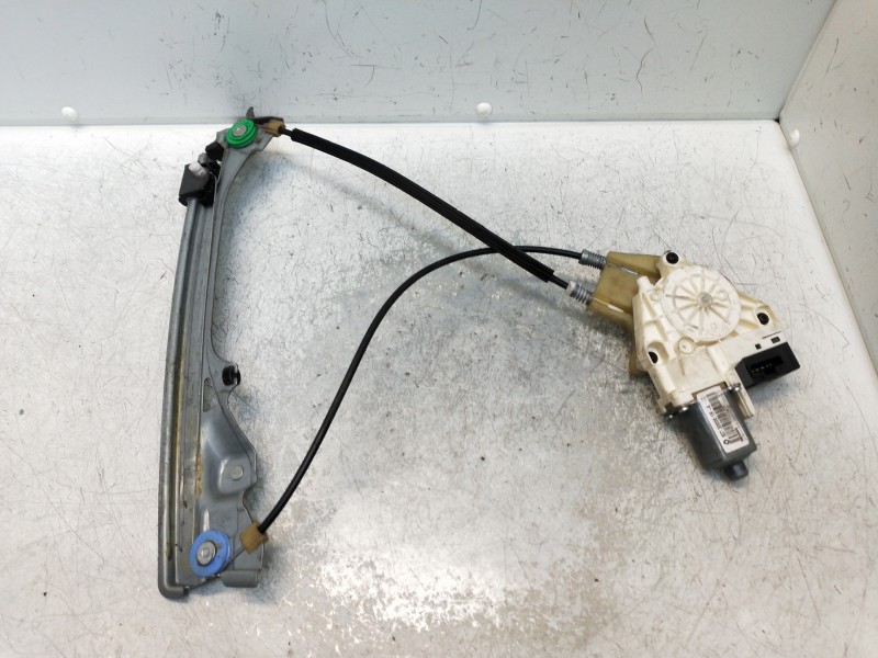 Recambio de elevalunas trasero derecho para renault laguna iii authentique referencia OEM IAM 827000001R  5P