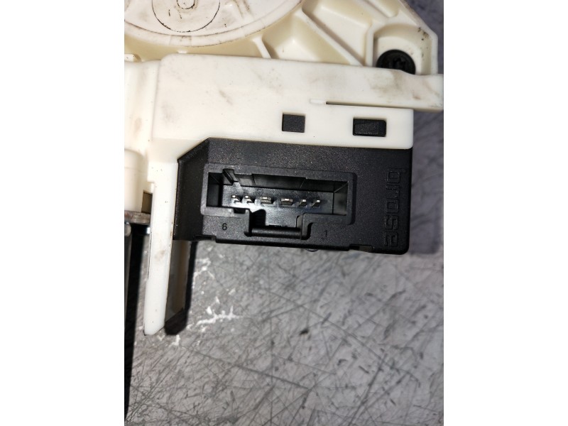 Recambio de elevalunas trasero derecho para renault laguna iii authentique referencia OEM IAM 827000001R  5P