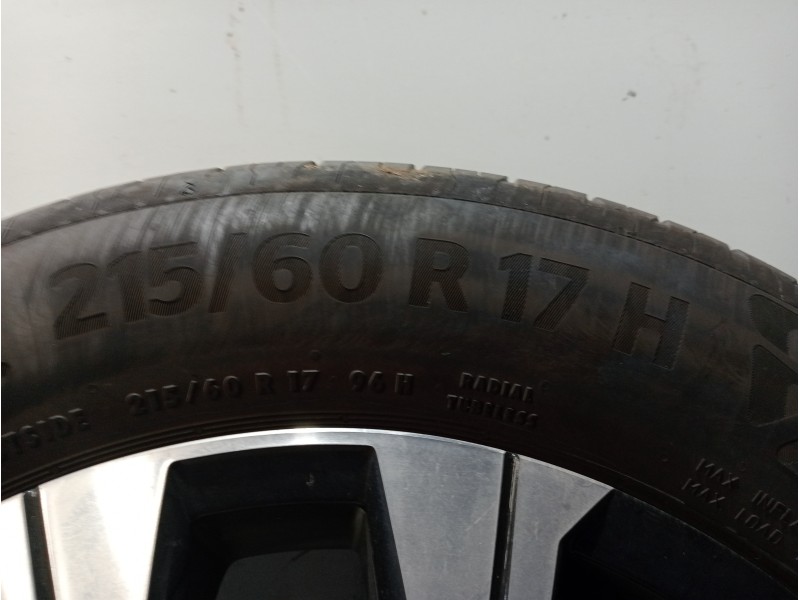 Recambio de juego llantas para renault captur ii 1.0 referencia OEM IAM   215/60/17