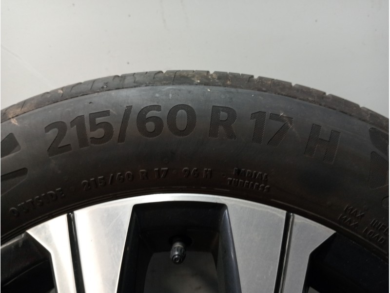 Recambio de juego llantas para renault captur ii 1.0 referencia OEM IAM   215/60/17