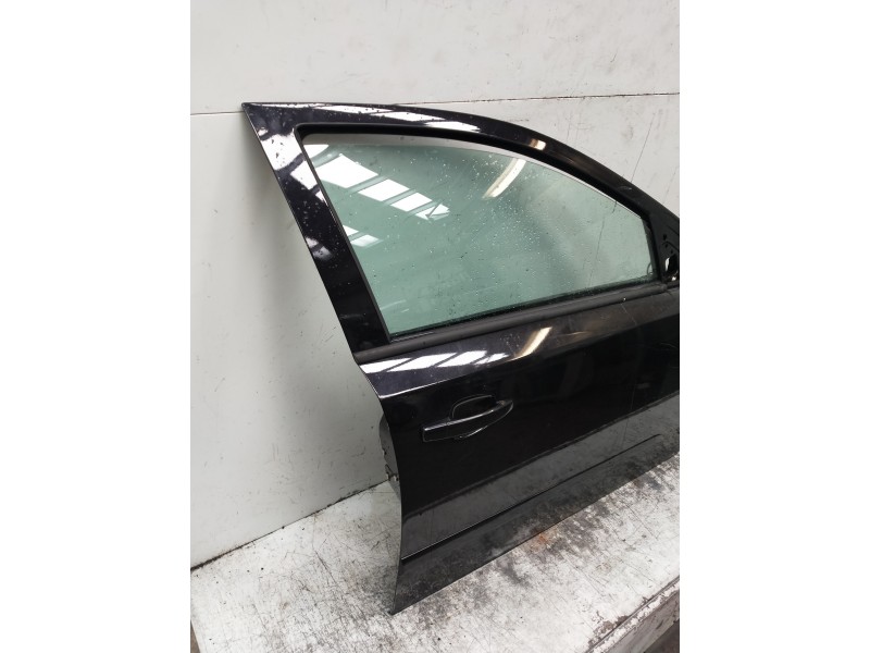 Recambio de puerta delantera derecha para opel astra h caravan cosmo referencia OEM IAM   5P