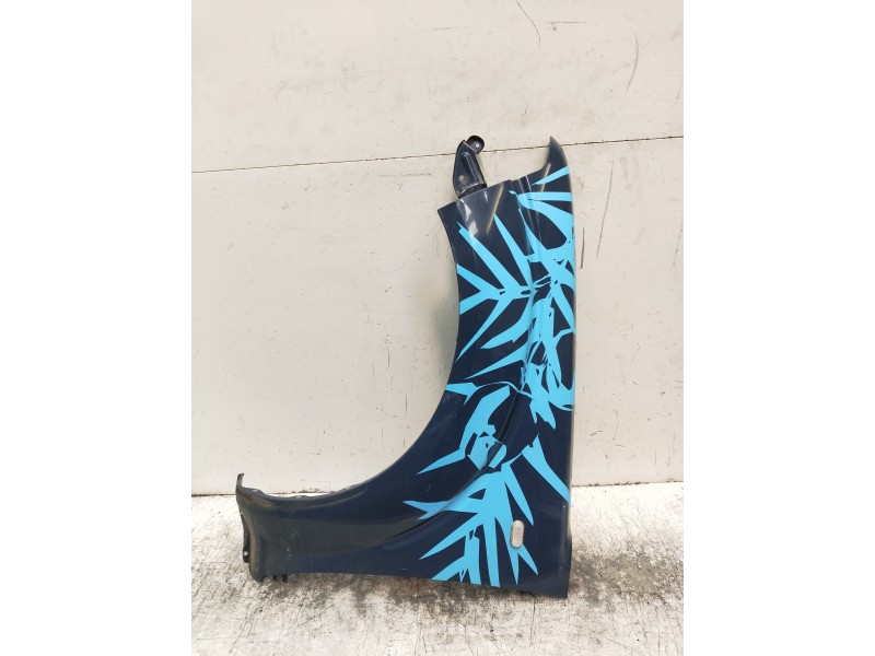 Recambio de aleta delantera izquierda para nissan pathfinder (r51) 2.5 dci le referencia OEM IAM   