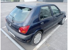 ford fiesta berlina (dx) del año 2001 2