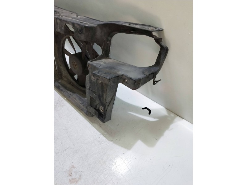 Recambio de panel frontal para volkswagen polo berlina (6n1) 1.9 sdi referencia OEM IAM   