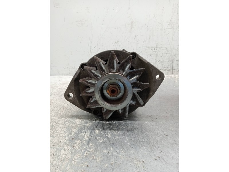 Recambio de alternador para alfa romeo 146 2.0 td l referencia OEM IAM 0120469939  