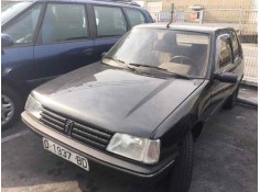 peugeot 205 berlina del año 1992