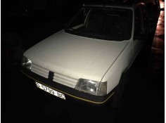 peugeot 205 berlina del año 1992