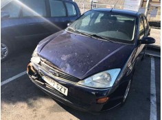 ford focus berlina (cak) del año 2000