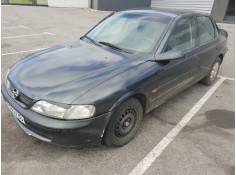 opel vectra b berlina del año 1996