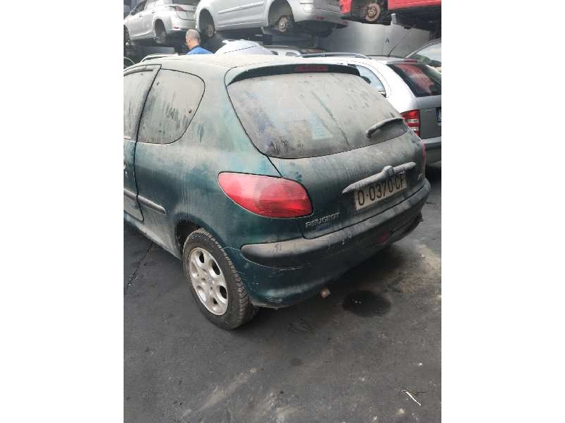 peugeot 206 berlina del año 1999