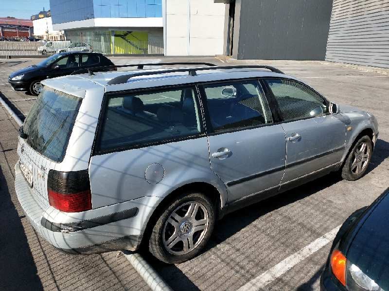 volkswagen passat variant (3b5) del año 1999