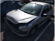 peugeot 206 berlina del año 2000