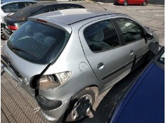 peugeot 206 berlina del año 2000 2