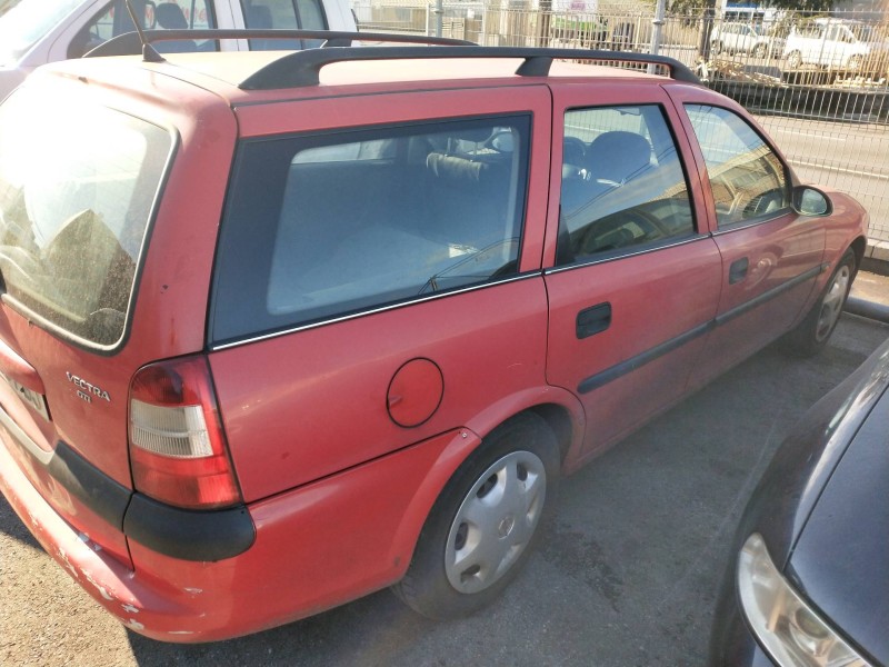 opel vectra b caravan del año 1998