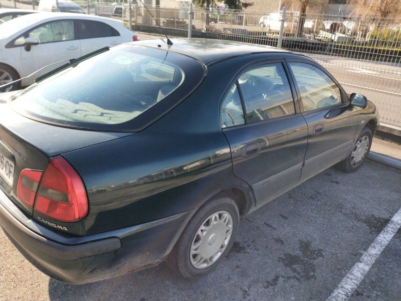 mitsubishi carisma berina 5 (da0) del año 1999