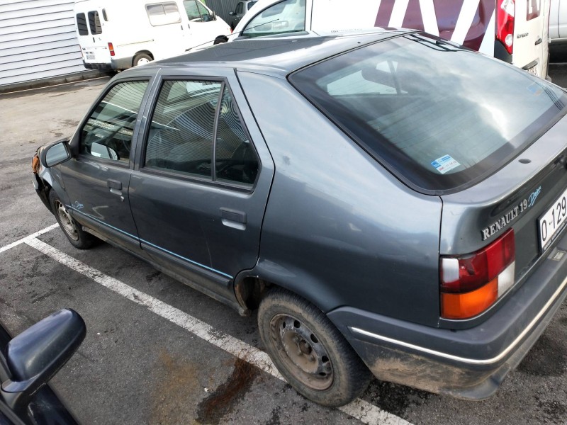 renault 19 (b/c/l53) del año 1992