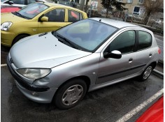 peugeot 206 berlina del año 2003
