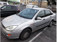 ford focus berlina (cak) del año 2001
