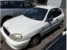 daewoo lanos del año 2000