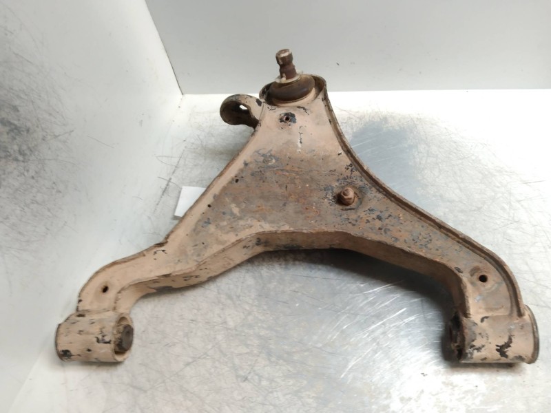 Recambio de brazo suspension inferior delantero izquierdo para nissan navara pick-up (d40m) 2.5 dci diesel cat referencia OEM IA