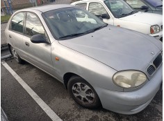 daewoo lanos del año 2002
