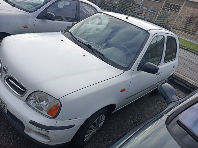 nissan micra (k11) del año 2001