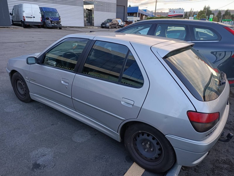 peugeot 306 berlina 3/4/5 puertas (s2) del año 2000