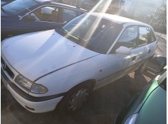 opel astra f berlina del año 1997