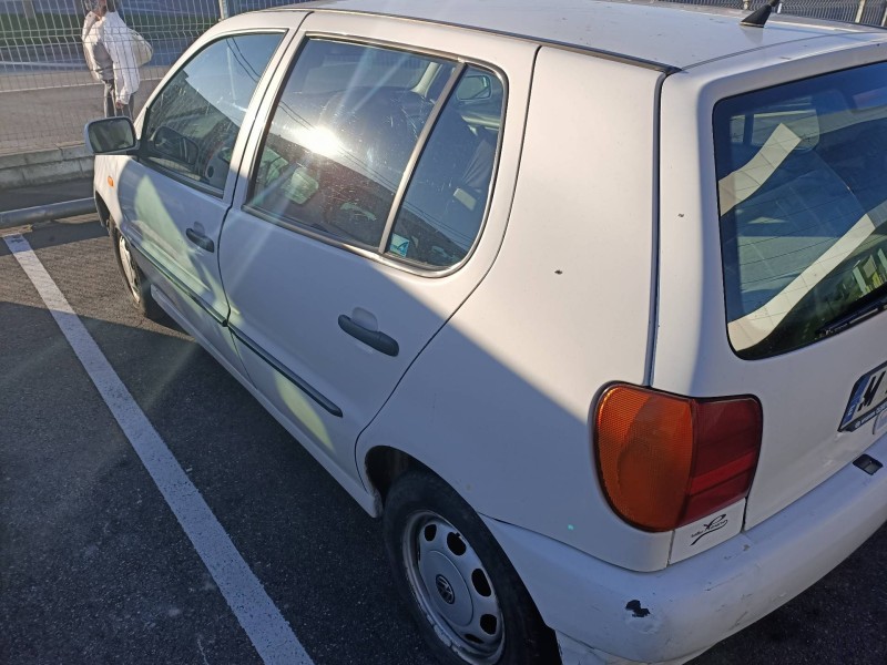 volkswagen polo berlina (6n1) del año 1998