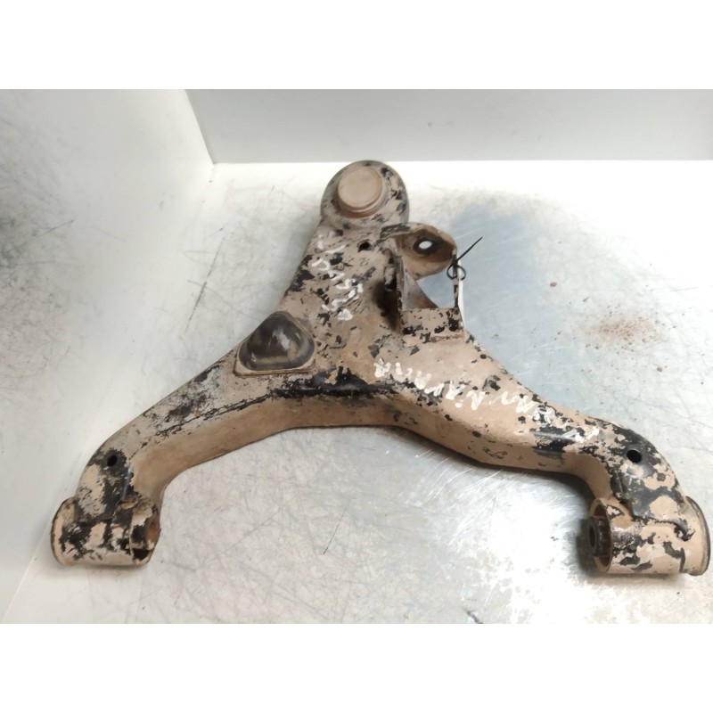 Recambio de brazo suspension inferior delantero izquierdo para nissan navara pick-up (d40m) 2.5 dci diesel cat referencia OEM IA